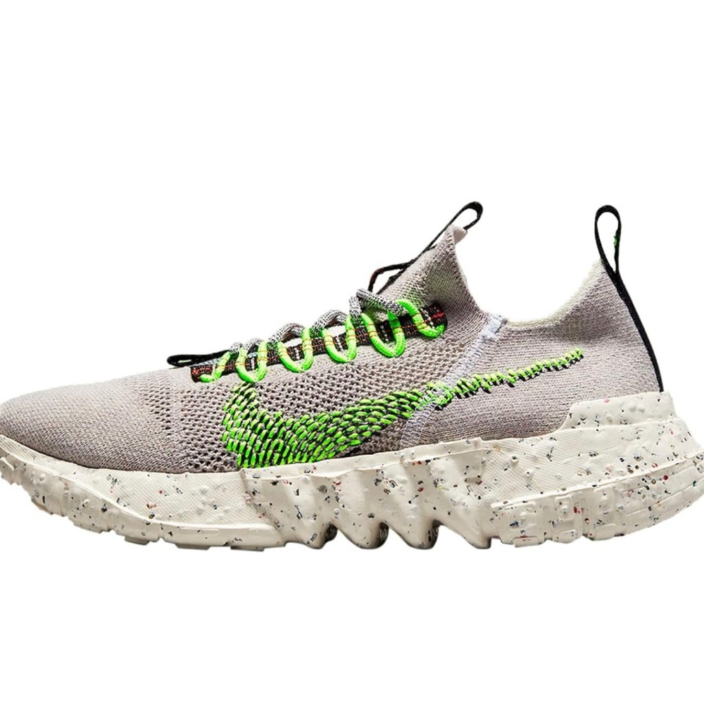 Nike Space Hippie 01